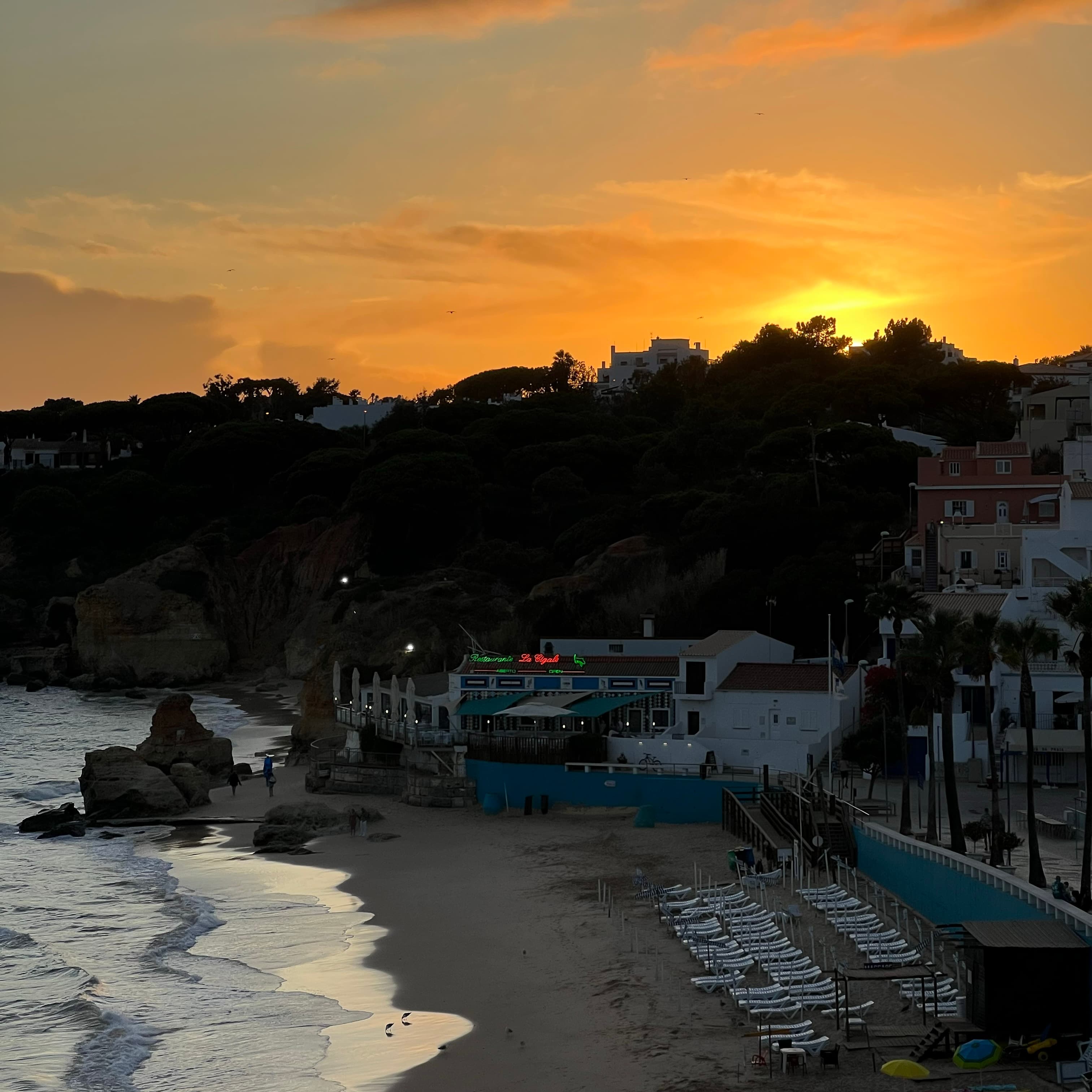 Olhos de Água, Portugal